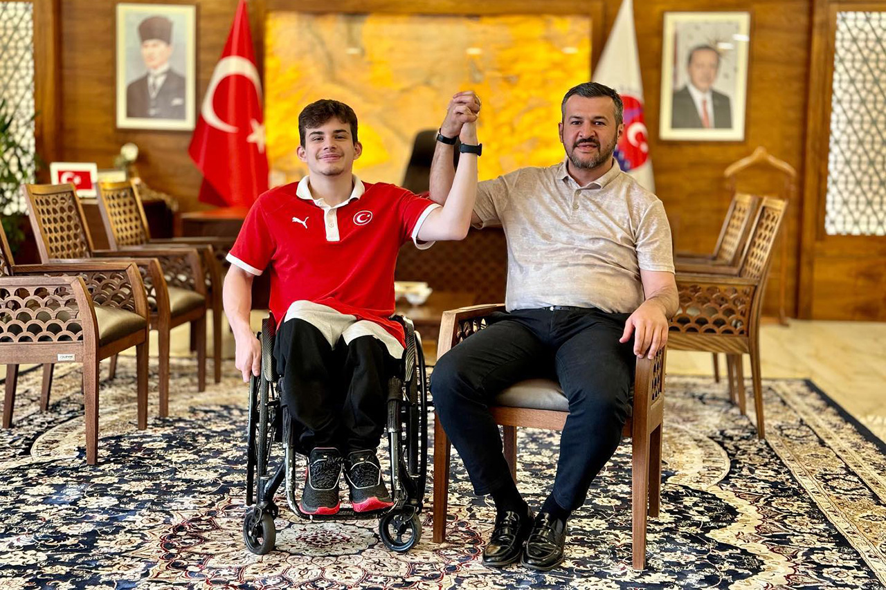 Taşoğlu’ndan Belediye Başkanımız Çetinkaya’ya Ziyaret